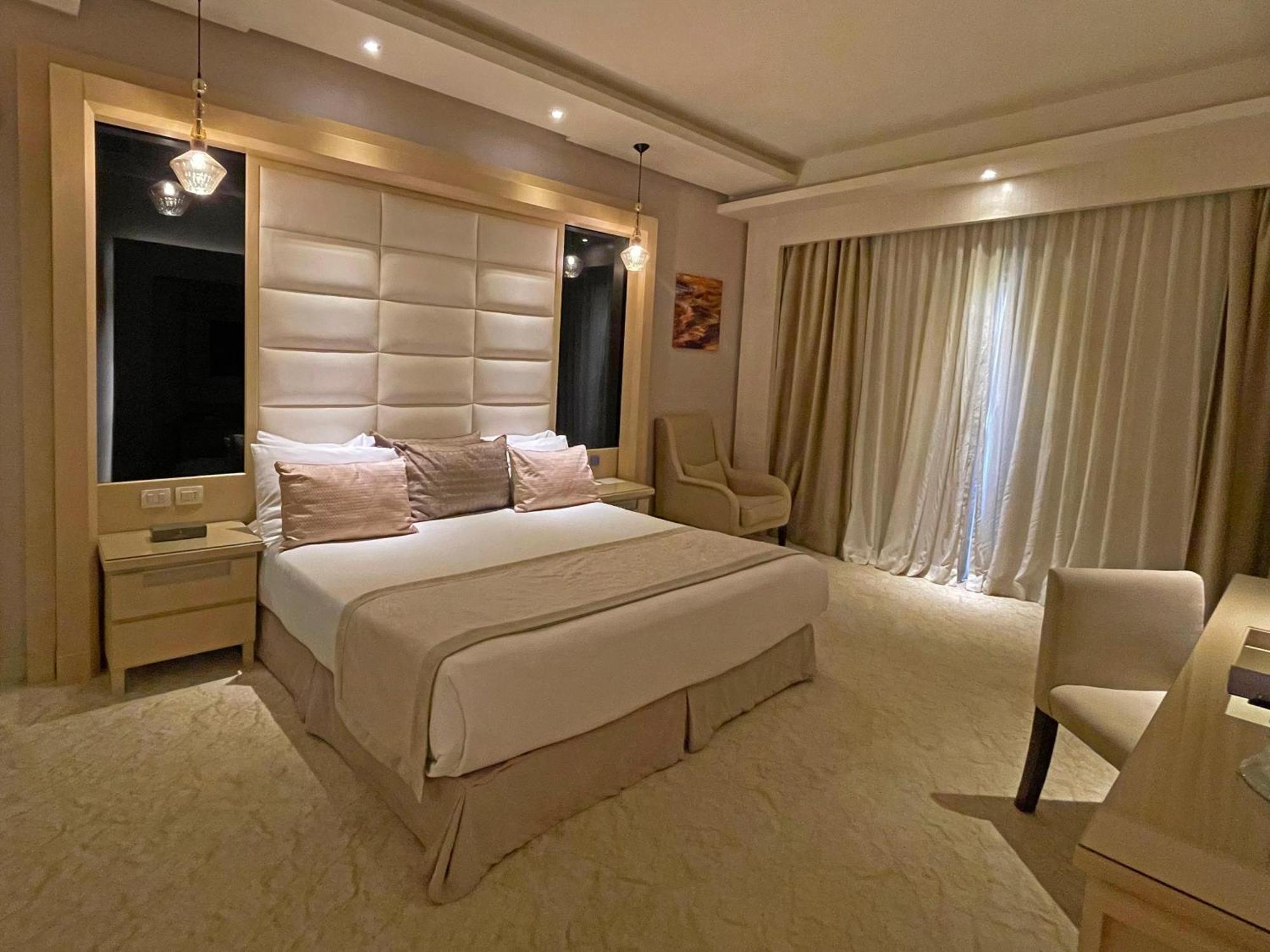 Kaisol Romance Resort Sahl Hasheesh - Adults Only Hurghada Bagian luar foto A bedroom at the hotel