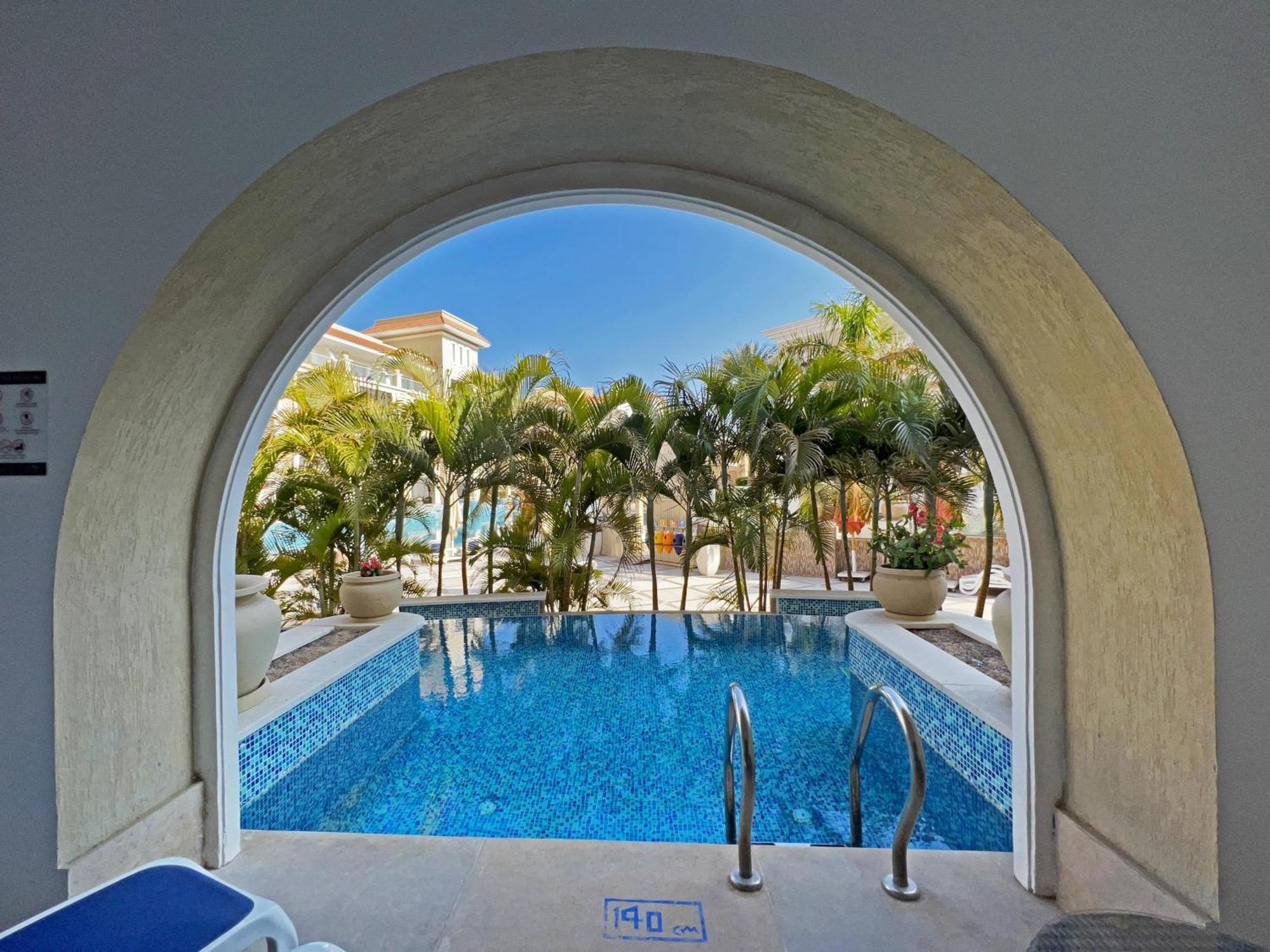 Kaisol Romance Resort Sahl Hasheesh - Adults Only Hurghada Bagian luar foto A view of the pool at the Iberostar Grand Hotel Bávaro