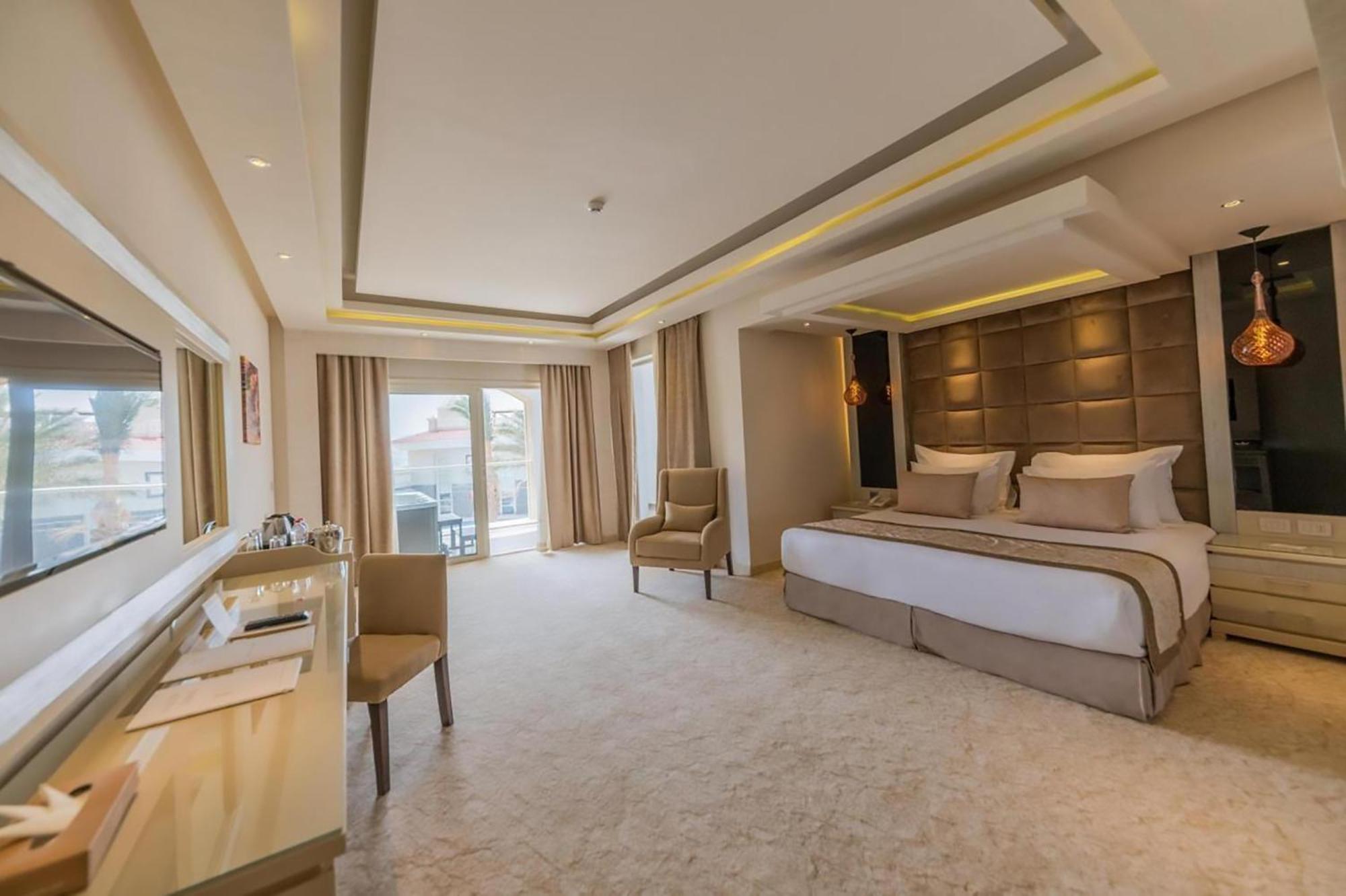 Kaisol Romance Resort Sahl Hasheesh - Adults Only Hurghada Bagian luar foto Suite