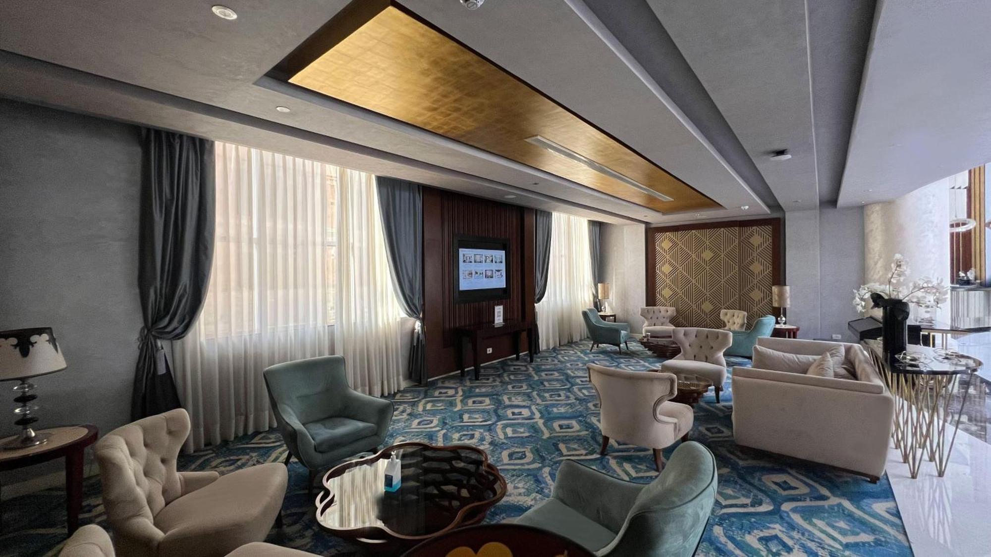 Kaisol Romance Resort Sahl Hasheesh - Adults Only Hurghada Bagian luar foto The lounge at the airport